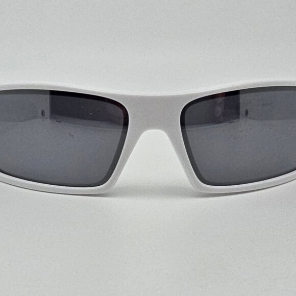 *SOLD* Oakley 03-474 Gascan White Frame Black Iridium Lens Sunglasses w/ Case - Picture 2 of 16